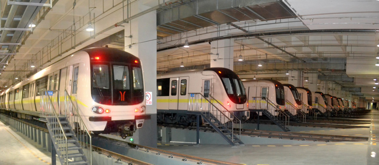 广州地铁八号线转至白云湖车辆段收发车