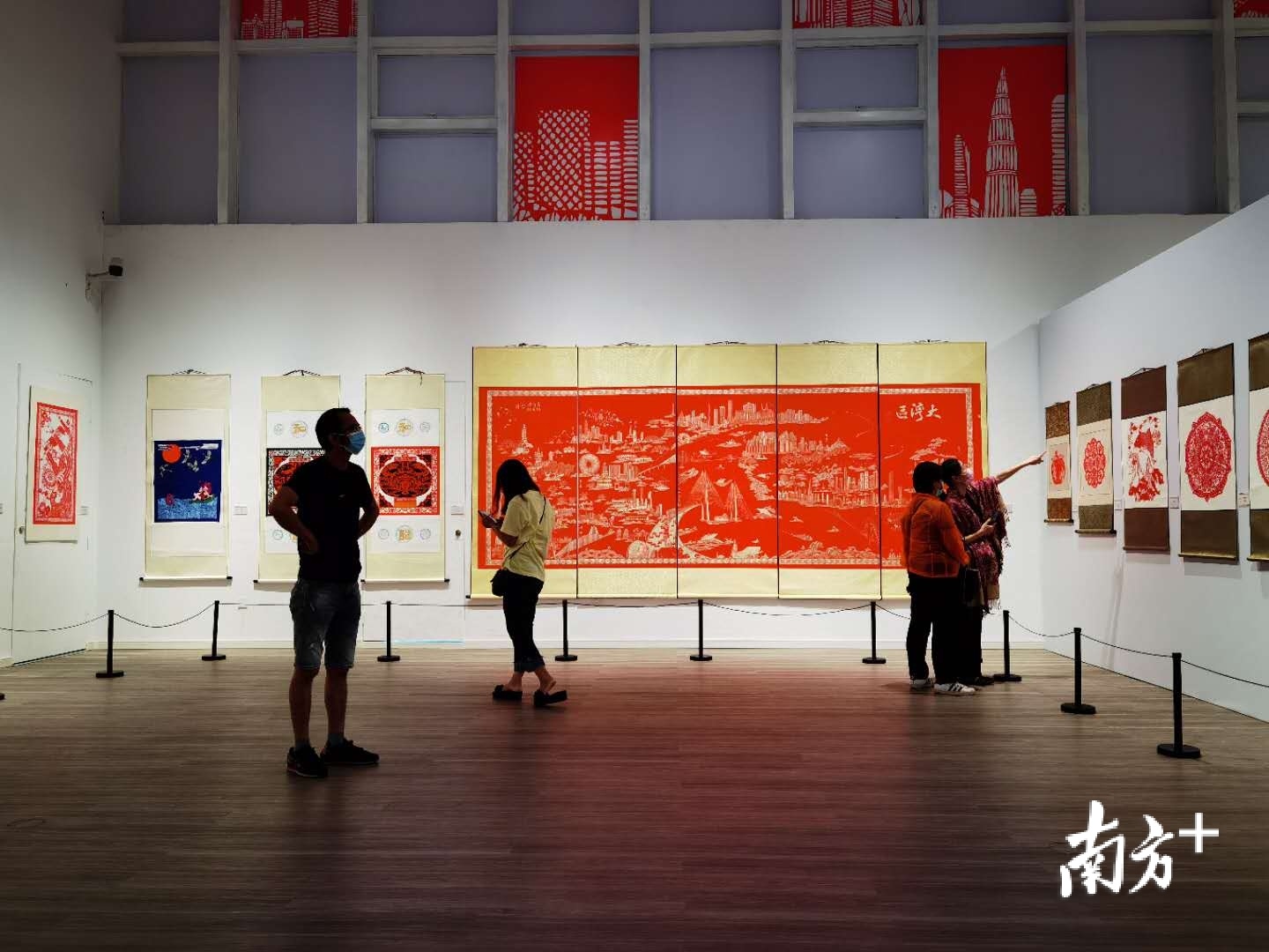 国内顶尖剪纸高手作品在南山博物馆展出