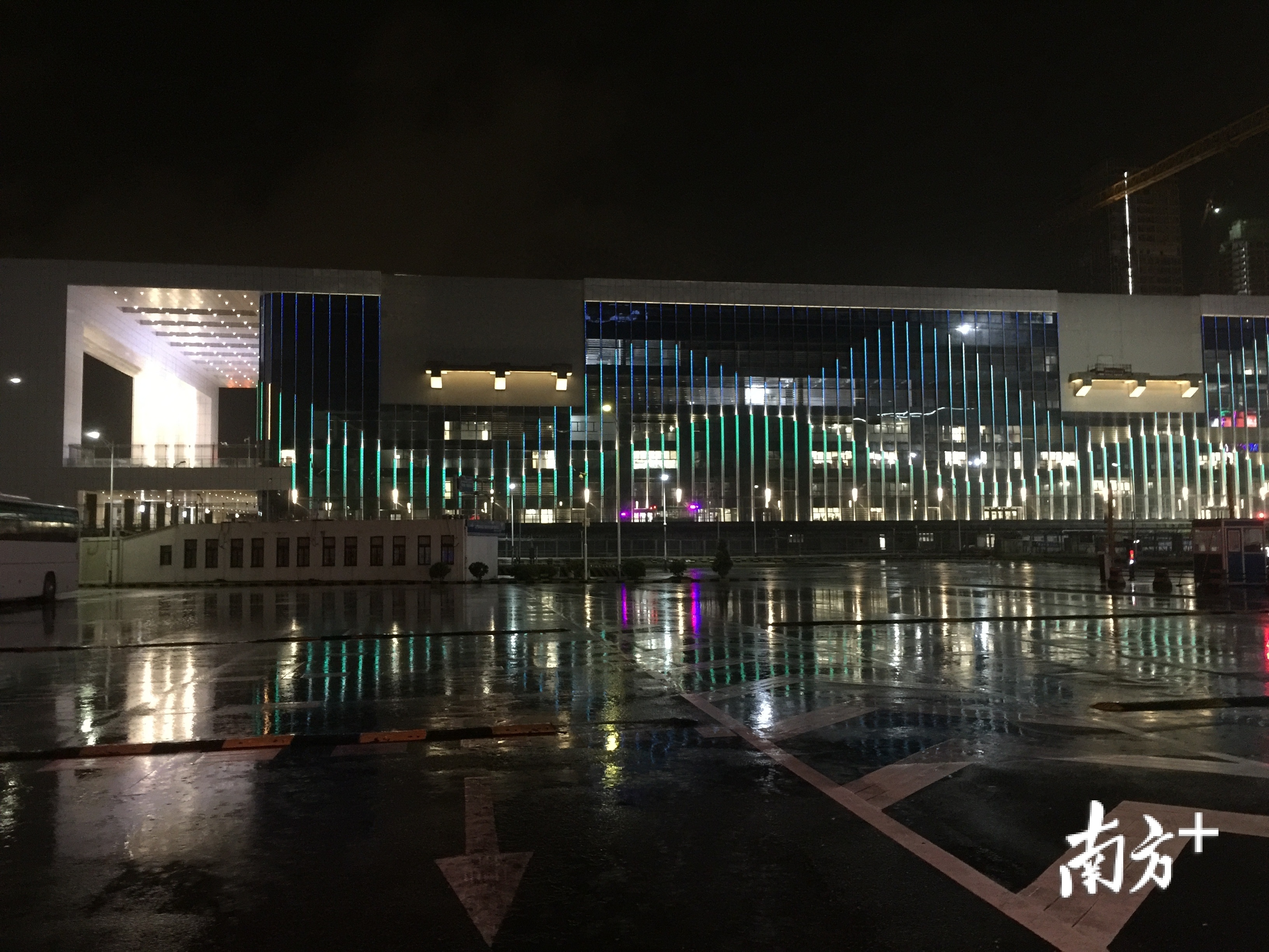 特稿新横琴口岸的风雨24小时