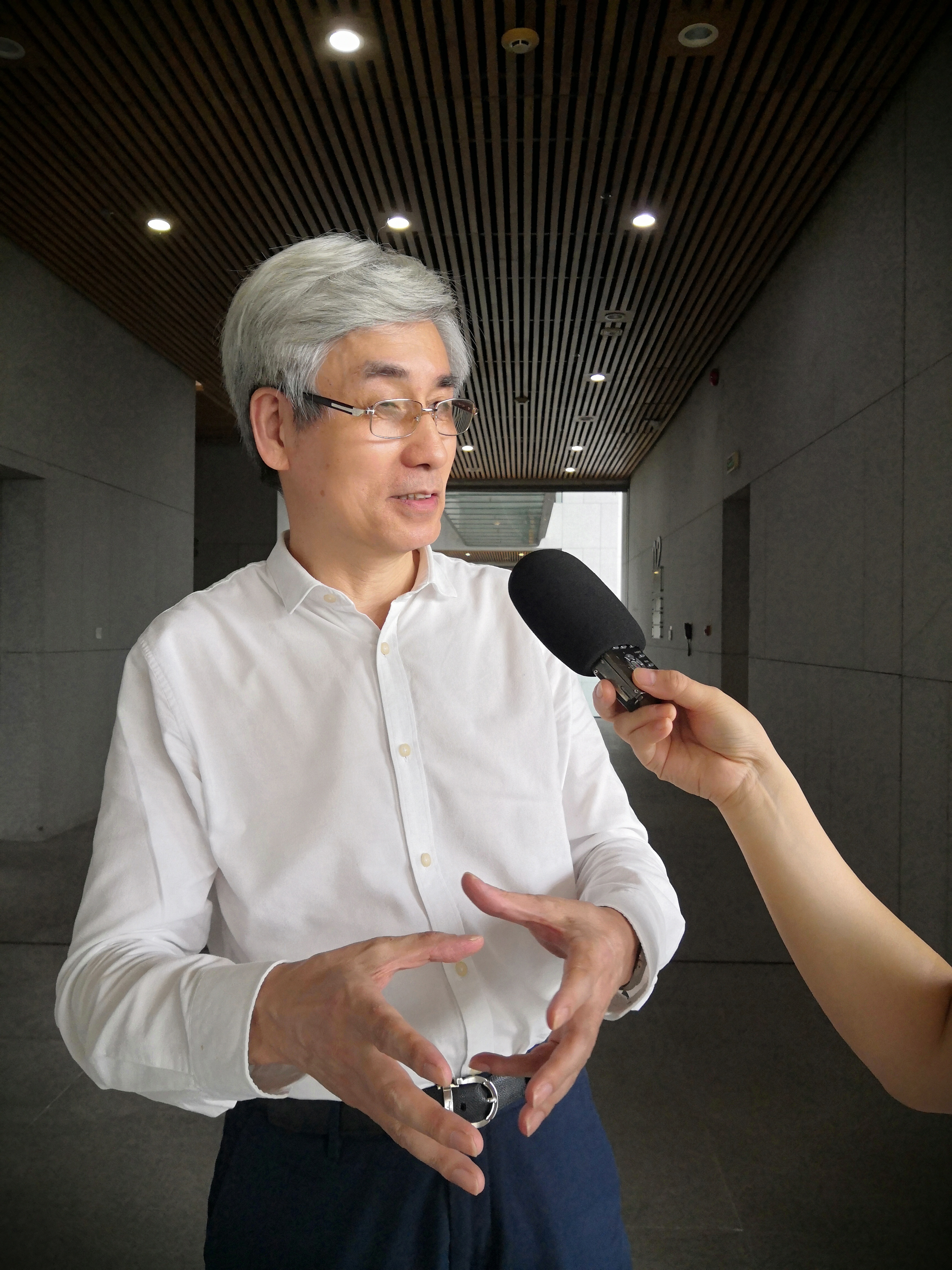 郭仁忠接受南方+采访