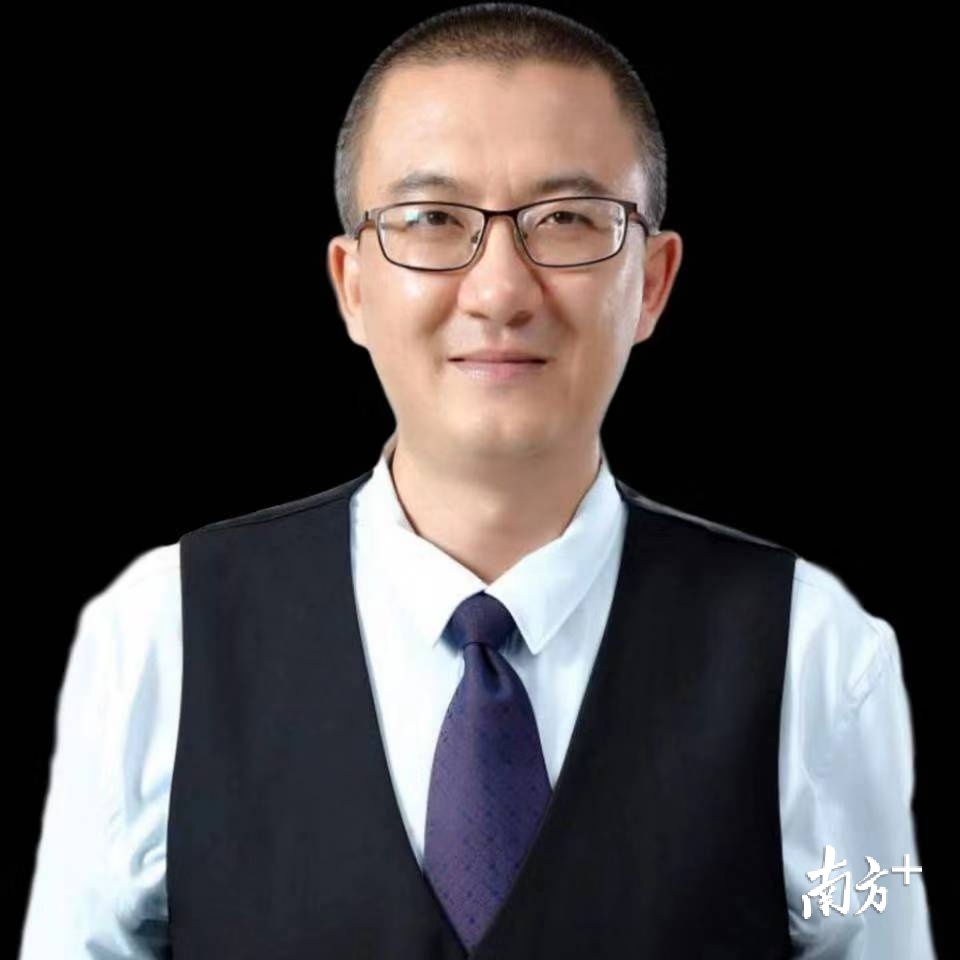 世尚家居总裁徐凯