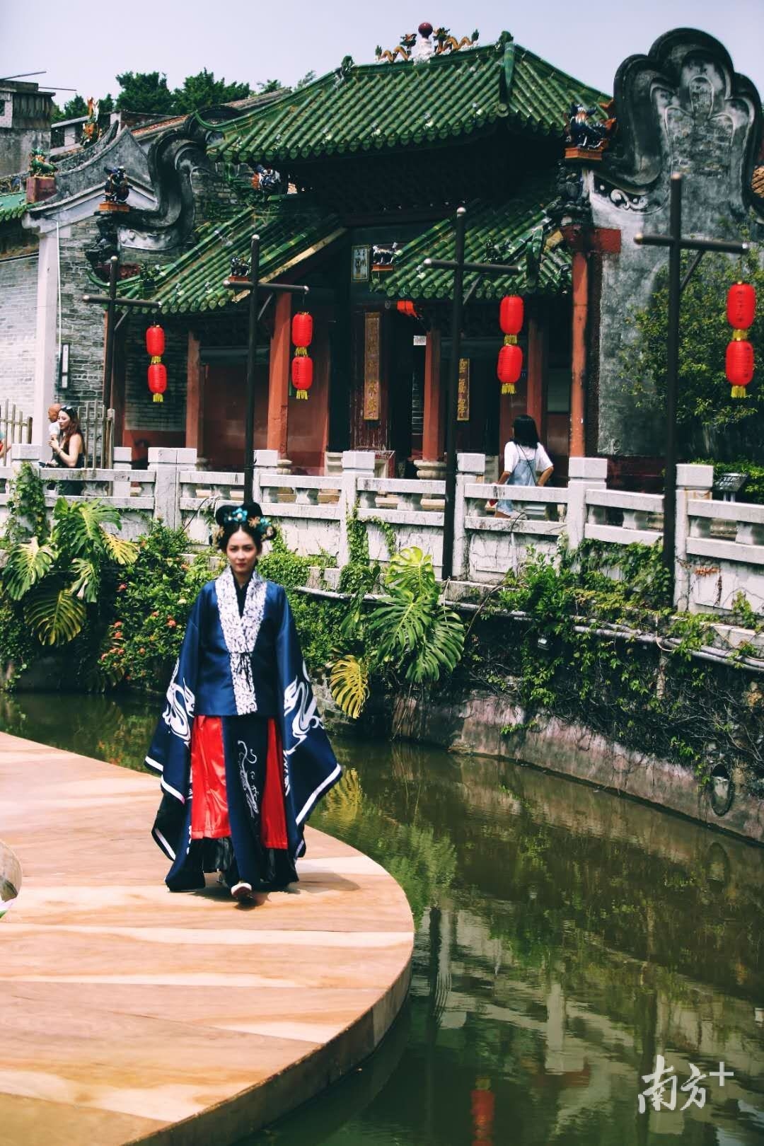 中国传统服饰秀