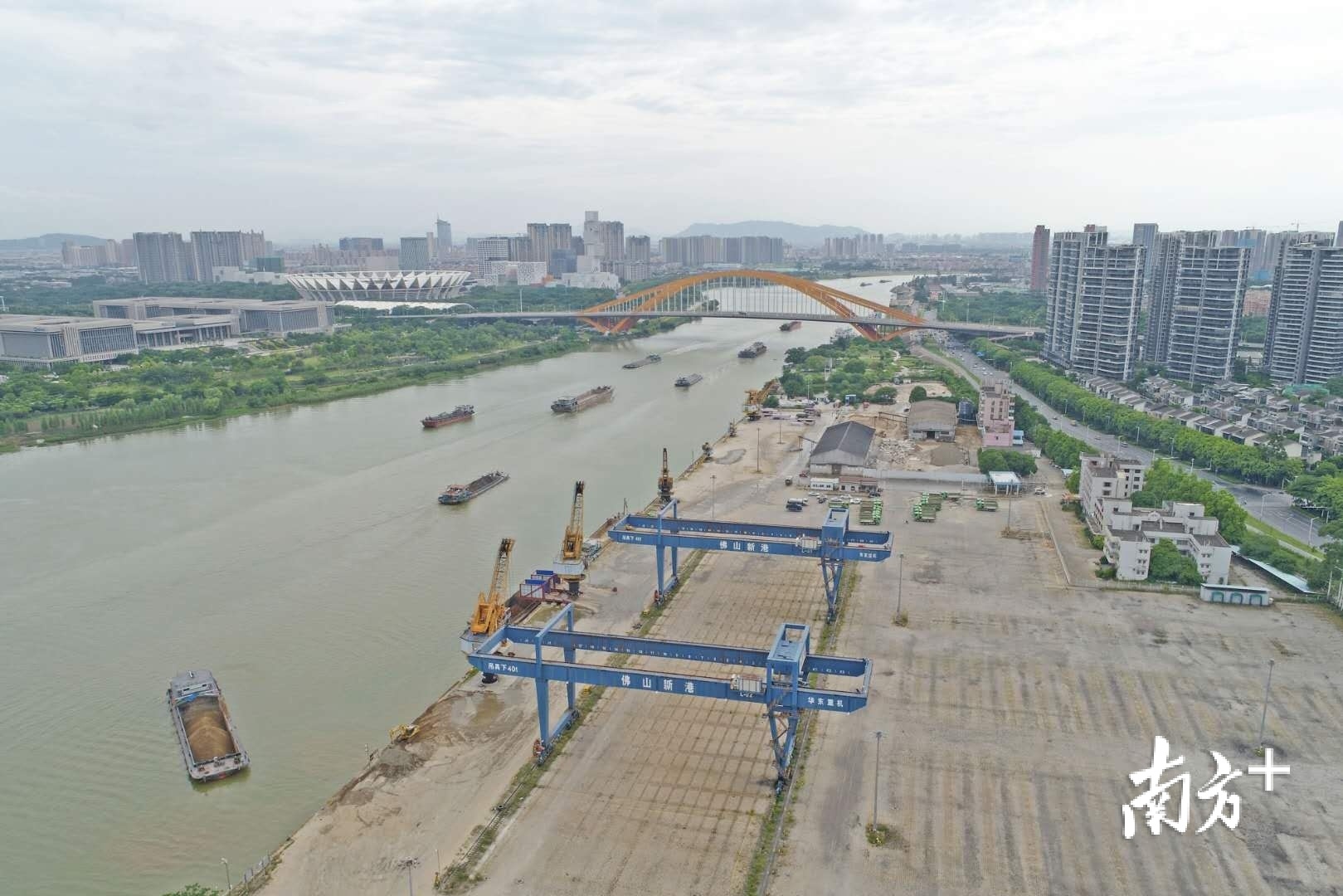 位于禅城区的佛山新港已经关停。