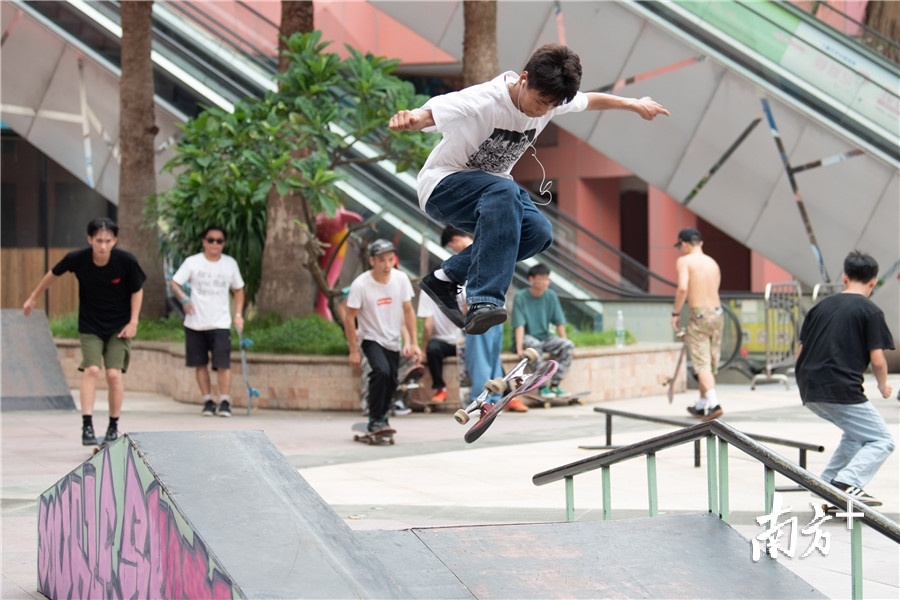 视频东莞这场滑板嘉年华太燃了