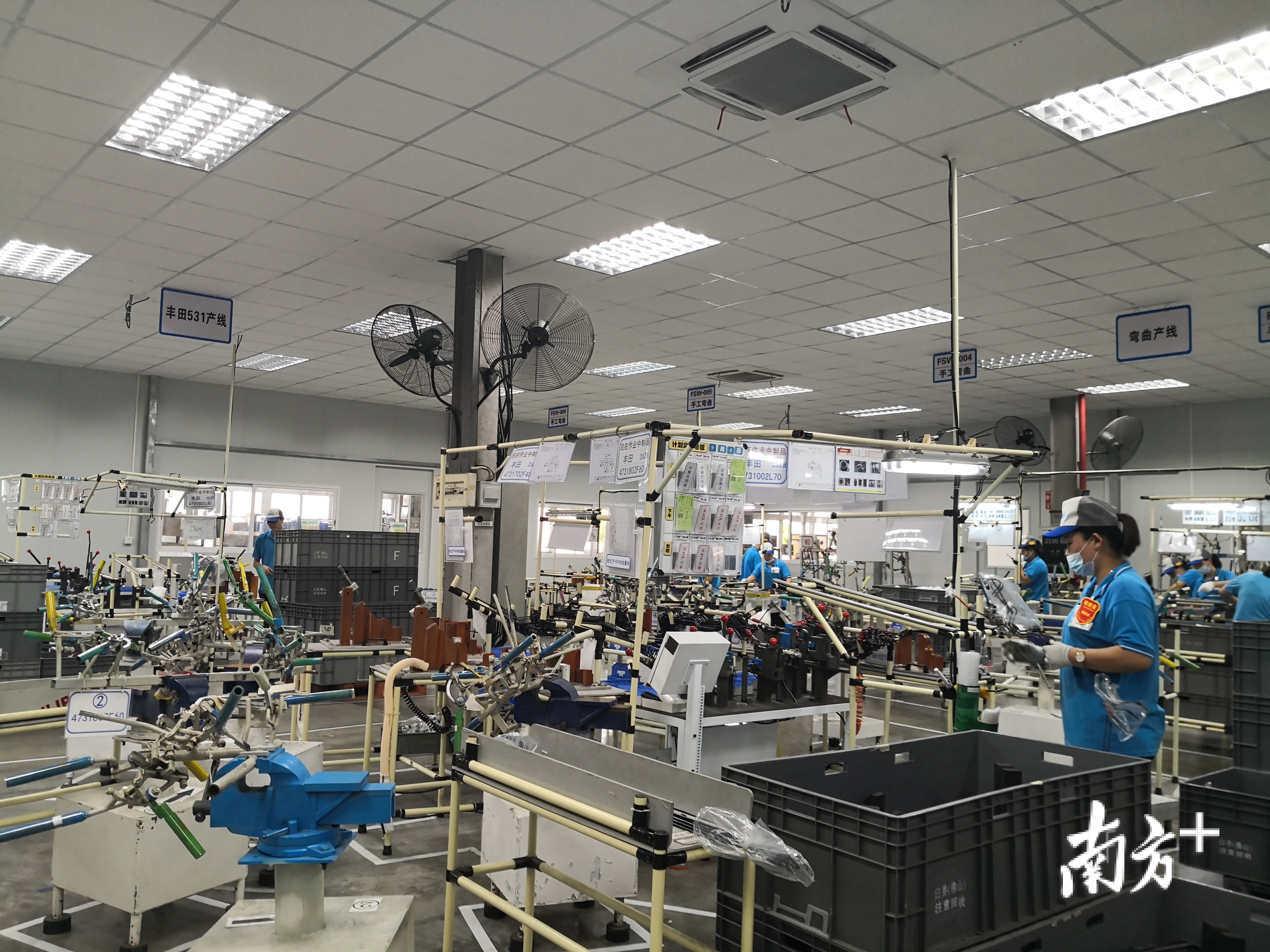 百企争先”政策奖励资金助力臼井汽车零部件（佛山）有限公司用于扩大出货区场地和生产车间的空调设备。罗湛贤 摄