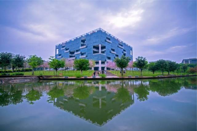 大学城|为什么番禺街坊最近都去环湖郊游？靓图曝光后，是心动的感觉了！