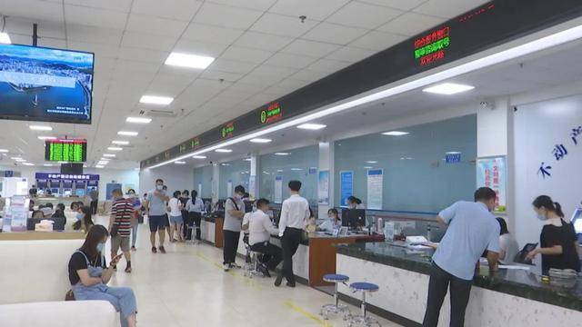 工作|市行政服务中心：提供优质高效服务 助力文明城市创建