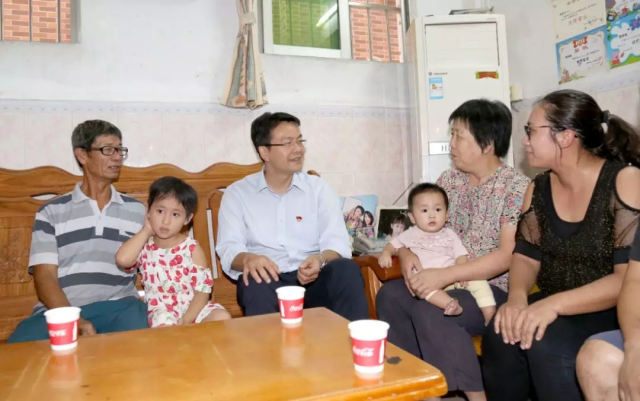 党员|实施“总有党员在身边”党建品牌工程,铸就乡村振兴“主心骨”
