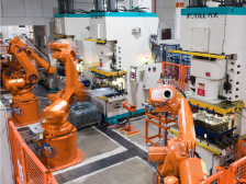 “二代”接班：青出于蓝如何胜于蓝？