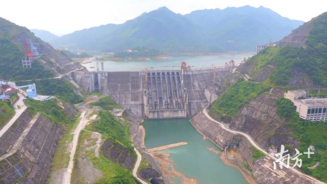 珠江|珠江水系内河货运量突破10亿吨！绿色水运助力大湾区建设