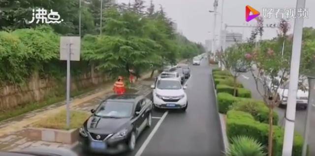 司机|男子屡次停车失败，环卫工阿姨看不下去了……