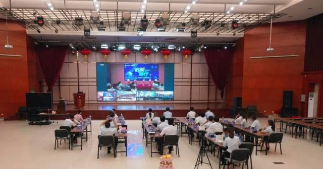 讲师|启新前行，不负芳华丨这个教师节，新明珠奏响讲师华美乐章！