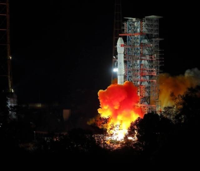 ＜＜＜|大湾区科创大赛特约·南方+早班车 |“嫦娥五号”预计年底前发射