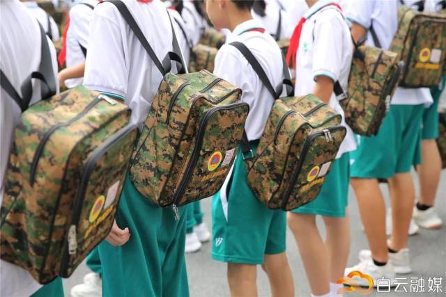 防空|直击现场！防空警报拉响，白云紧急行动 →