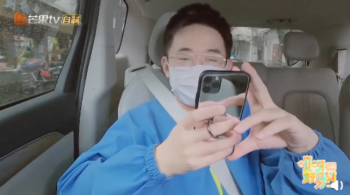 眼睛|【警惕】“三十岁的杨迪五十岁的眼睛,有点吓人!”网友直呼不敢做这事了