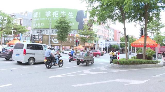 交通|【创文曝光台】乱闯红灯 危及生命