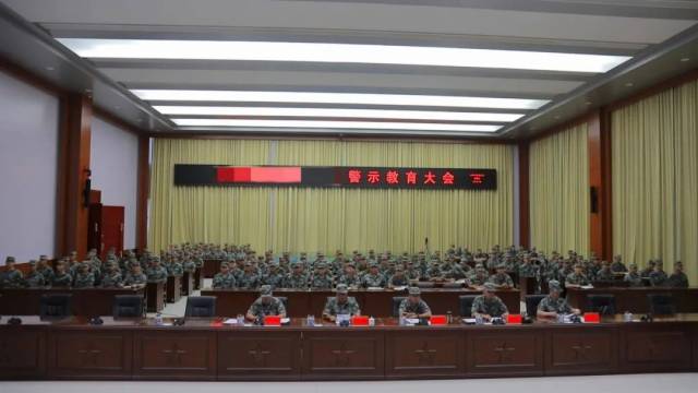 官兵|东部战区战士违规使用手机造成泄密