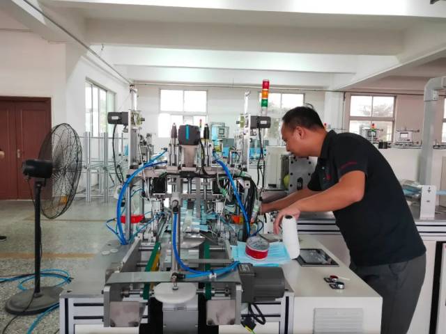行业|赞！南区这名高级工程师获评中山市“十大工匠” ↓