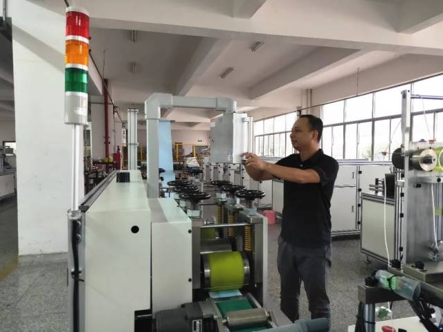 行业|赞！南区这名高级工程师获评中山市“十大工匠” ↓