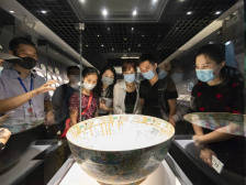 从“城市客厅”到“越秀山巅”，来一趟羊城穿越之旅