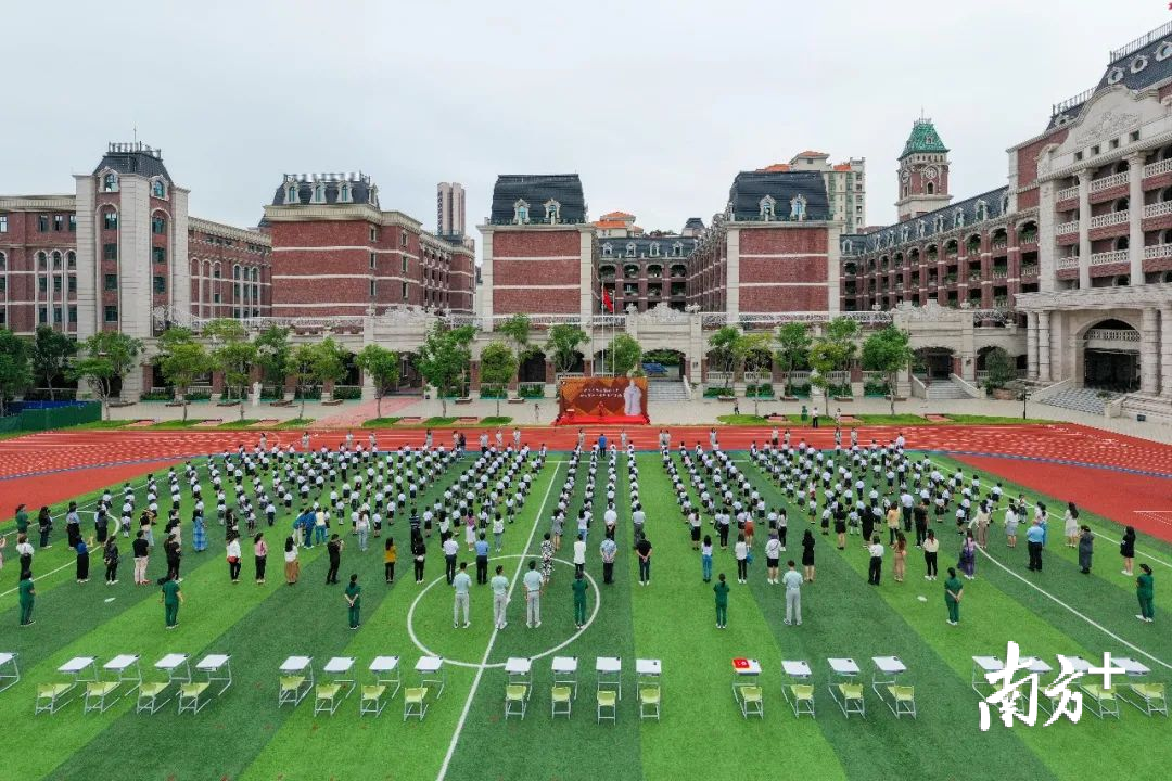 开笔礼仪式现场。通讯员供图 开笔礼仪式现场。通讯员供图