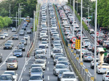 广东交警：9月30日13时开始，出行高峰将至