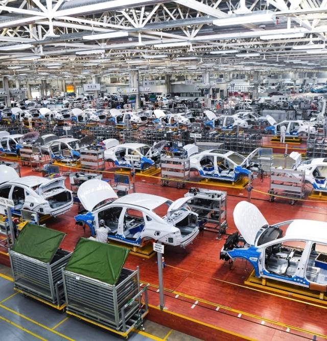 详情|大湾区科创大赛特约·南方+早班车 |“双节”出行高峰从30日13时开始