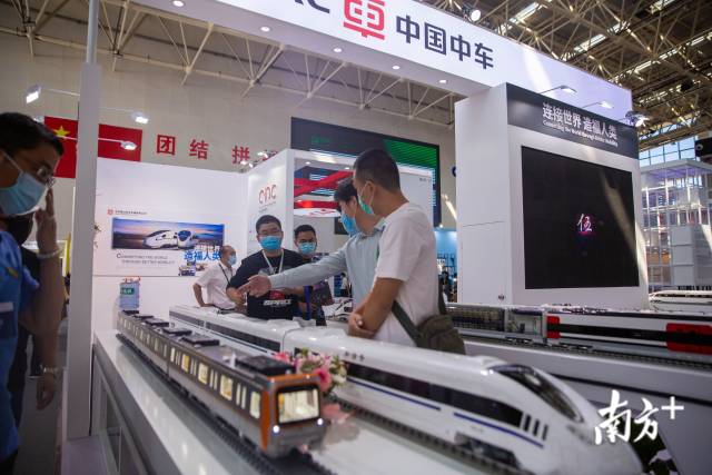 设计|新区深调研丨河北国际工业设计周上的广东元素