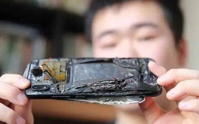 手机|一双儿女身亡！手机充电时突然爆炸