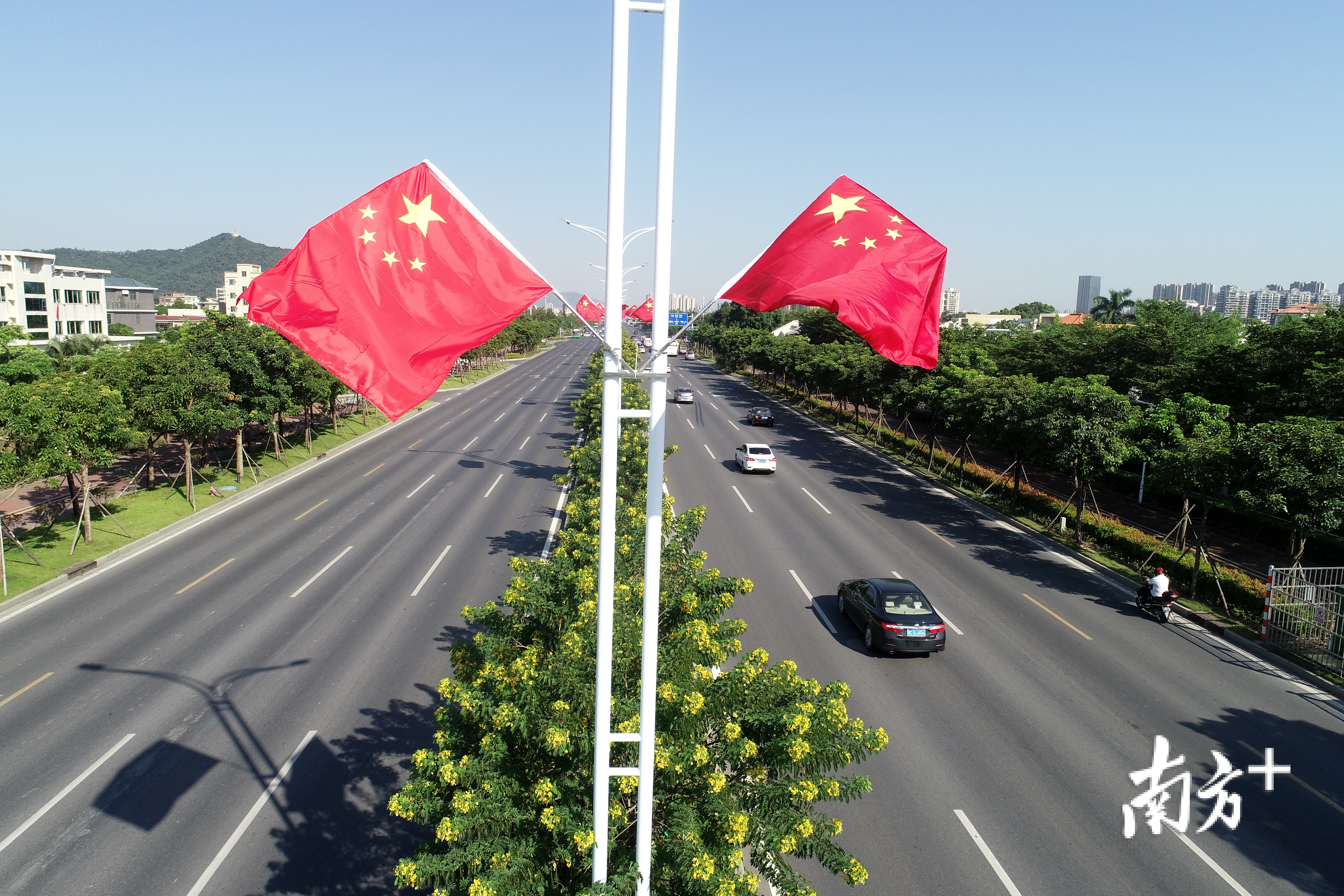 图集国旗飘扬珠海满城尽是中国红