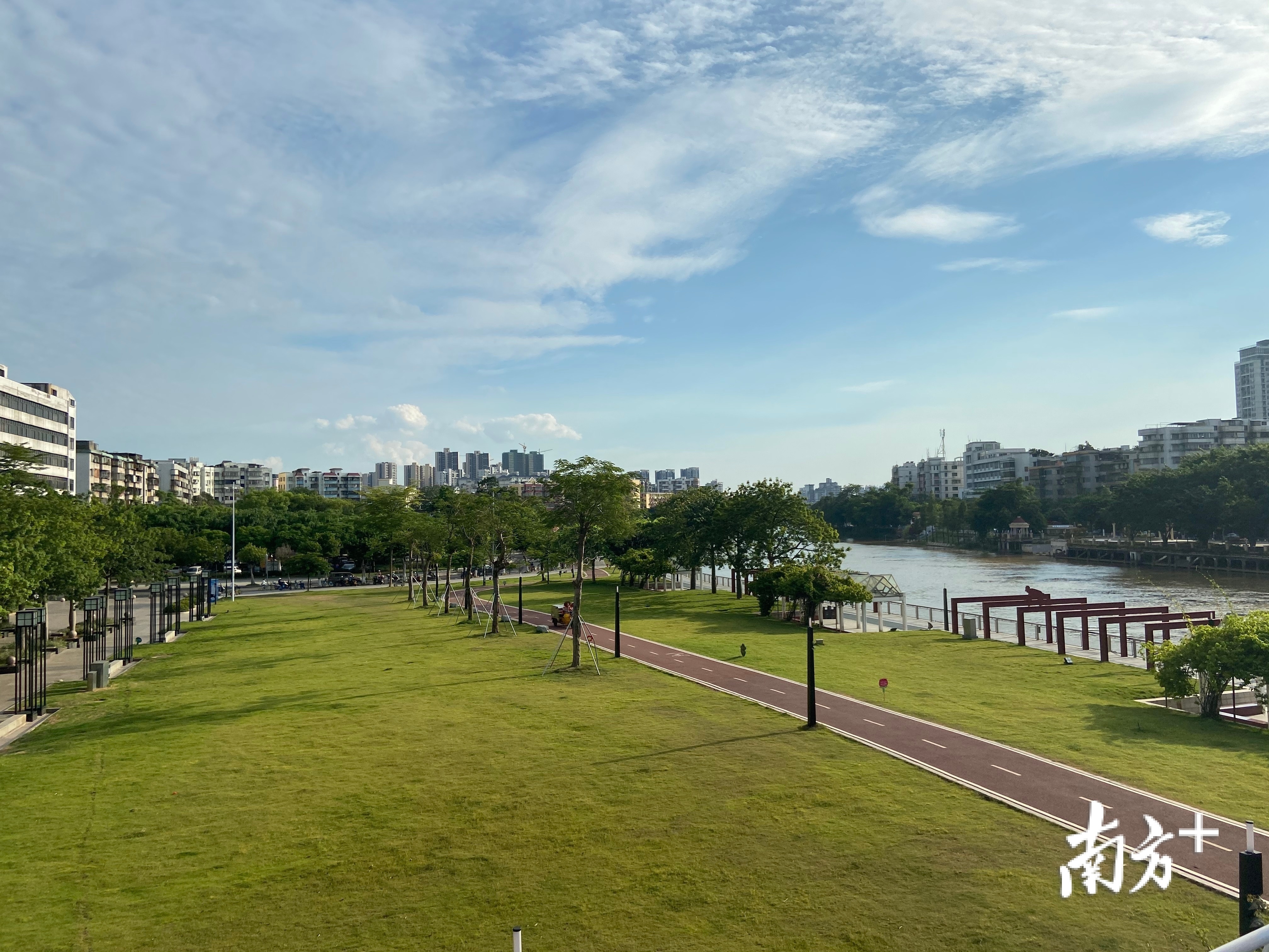 城央绿廊。郑琦 摄