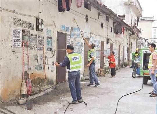 整治|潮州市湘桥区多部门联动开展“牛皮癣”重点攻坚专项整治