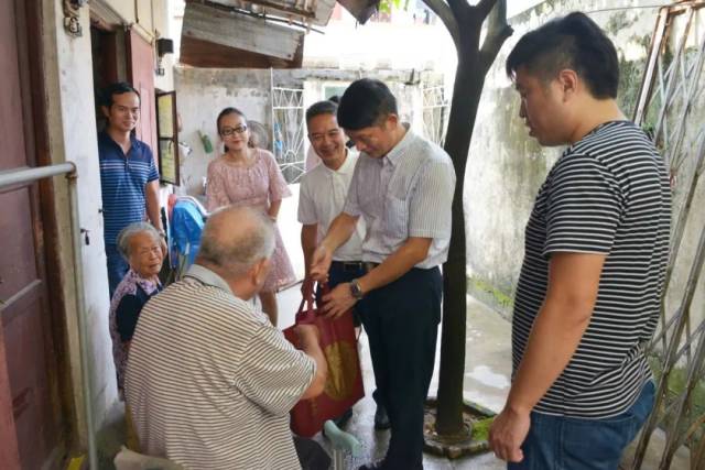 生活|慰问困难党员 传递真情关怀