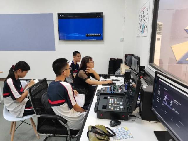 学生|传统与创新兼容 素养与能力齐飞|三水中学校本课程开课啦!