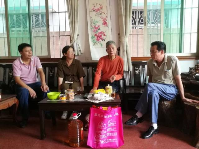 生活|慰问困难党员 传递真情关怀