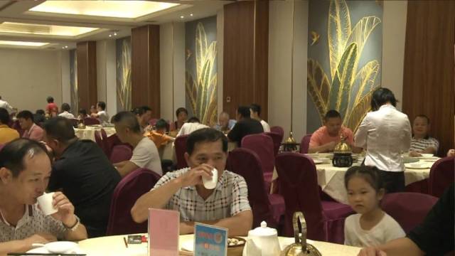 用餐|按需点餐!广宁假日餐饮从“光盘开始”
