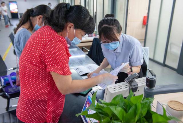 服务|打造“一窗通办”基层服务“金平模式”