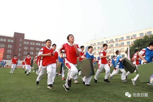 体育|冲上热搜！91岁体育老师坚持上课：我的课没人敢占