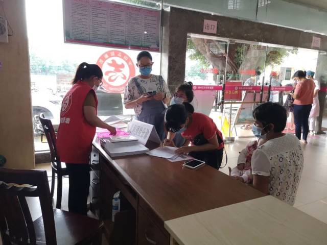 人员|坚守岗位是端州“白衣天使”对祖国最长情的告白