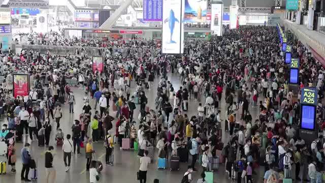 天鲲号|大湾区科创大赛特约·南方+早班车 | 黄金周广东“吸客”近半亿人次