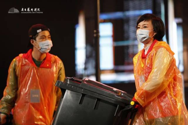 观众|宣传抗疫大爱！节后的第一场演出，献给2020年最美逆行的背影