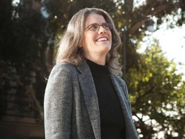 安德烈娅·盖兹 银河系中心的芭蕾舞者