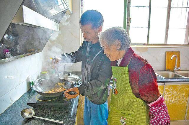 温氏|决战决胜脱贫攻坚特刊? | 温氏股份：精准施策筑根基 敢向贫困要幸福