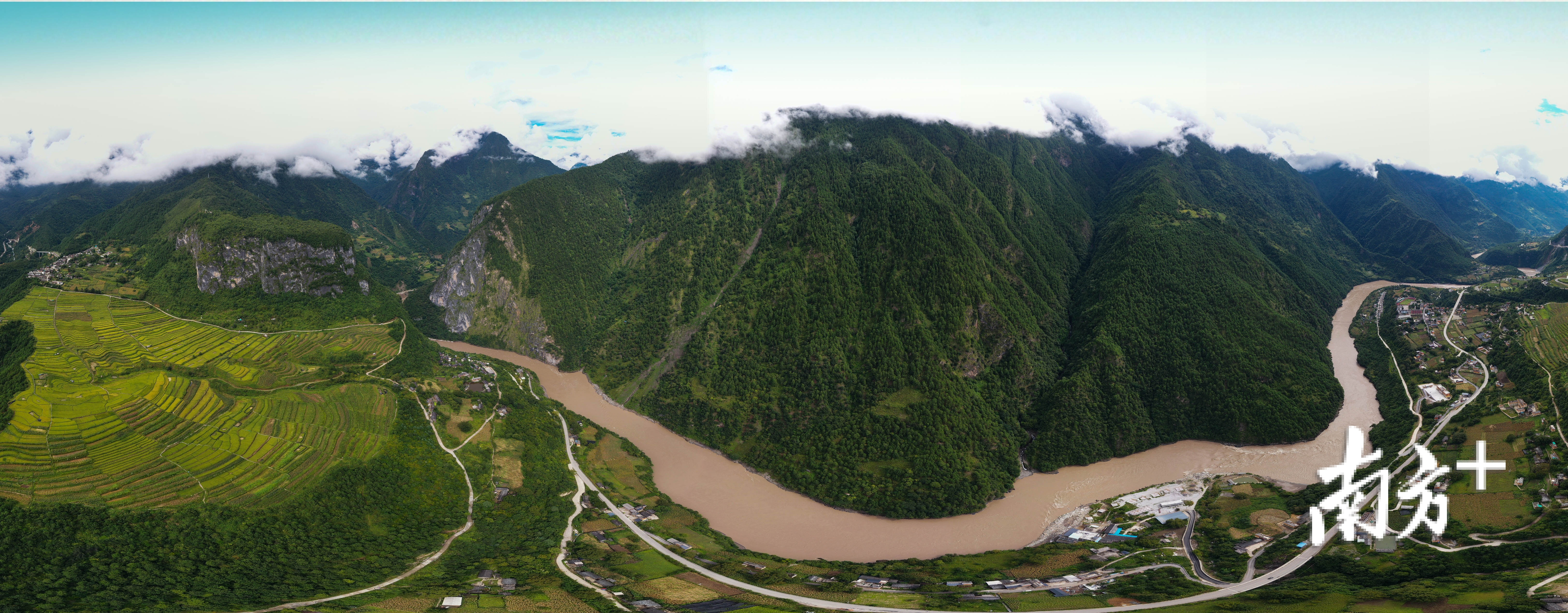 珠海对口怒江扶贫协作工作组将羊肚菌种植作为贡山县独龙族自治县帮扶当地产业发展的第一个种植产业项目。 钱文攀 摄 珠海对口怒江扶贫协作工作组将羊肚菌种植作为贡山县独龙族自治县帮扶当地产业发展的第一个种植产业项目。 钱文攀 摄