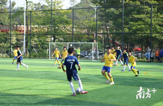 江海区|银泉小学夺得江海区校园足球赛小学男女组“双冠王”