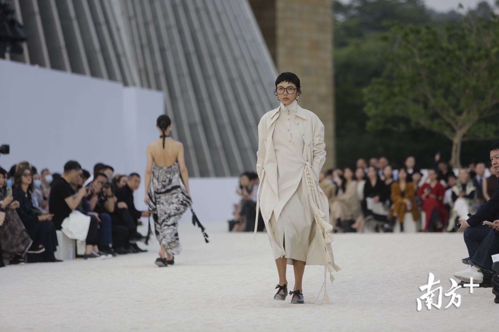 2021深圳时装周全新启幕！