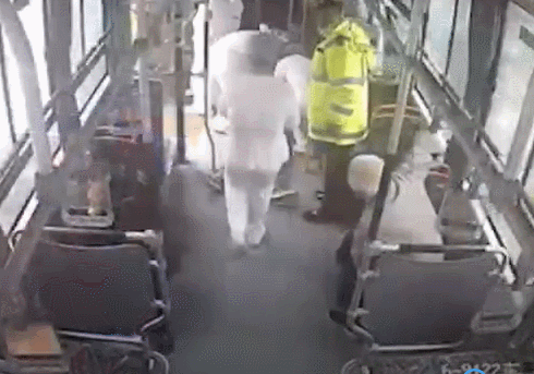 大伯|快！人命关天！