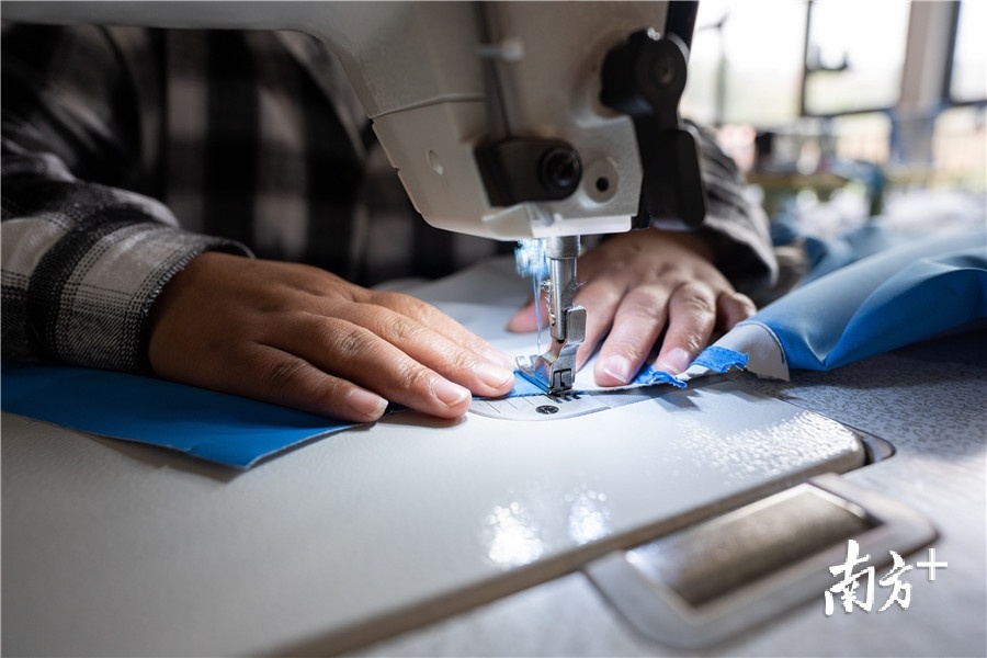 昭通市宏胜服饰有限公司的扶贫车间 昭通市宏胜服饰有限公司的扶贫车间