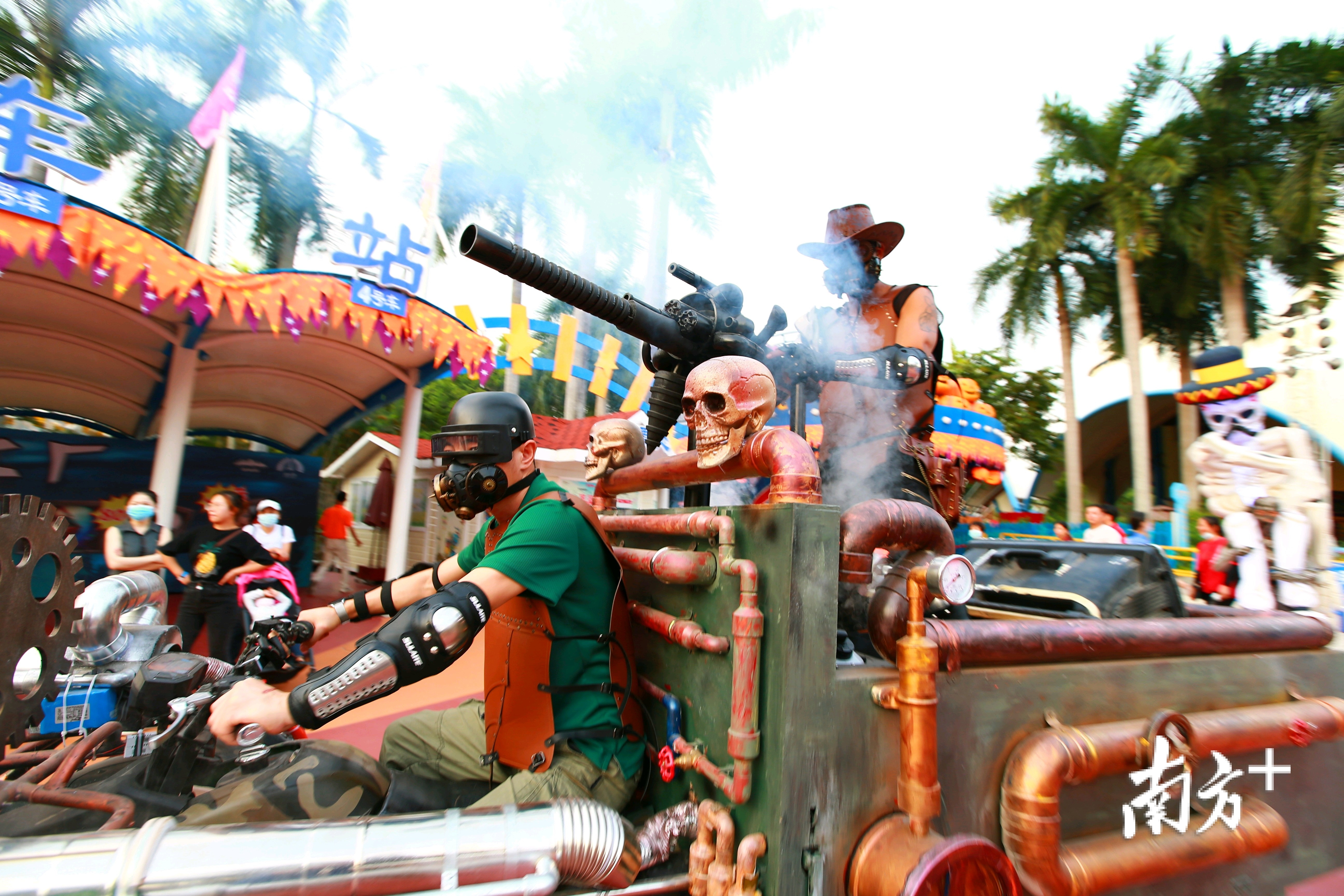 欢乐谷潮玩节打造夜间减压趴