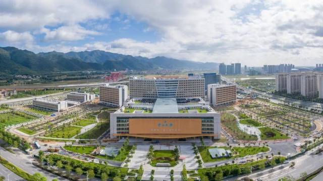 完成|完成砂土路改造200公里、新增智能停车位2780个......肇庆十件惠民实事的最新进展来了！